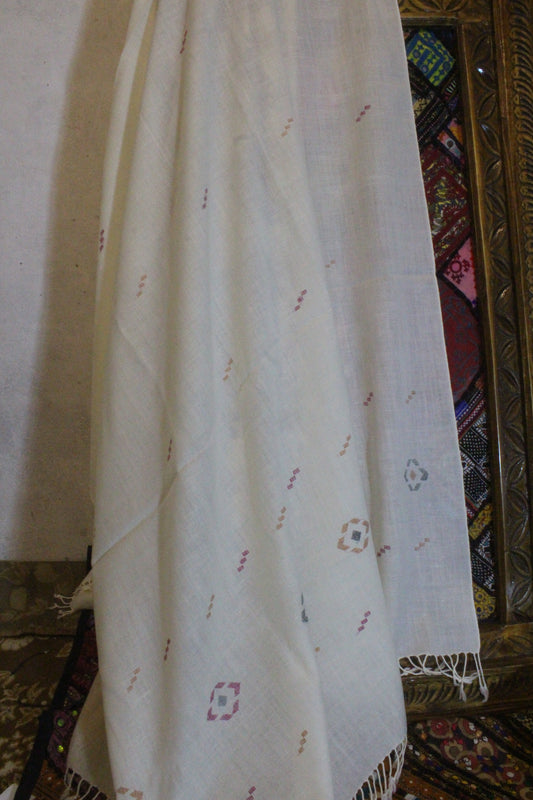 Suvastu Special Kadhi White Shawl C